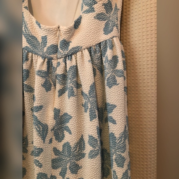 White floral print dress - Picture 3 of 5